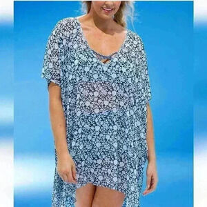 Jessica Simpson summer time cover up poolside cuteness 2x